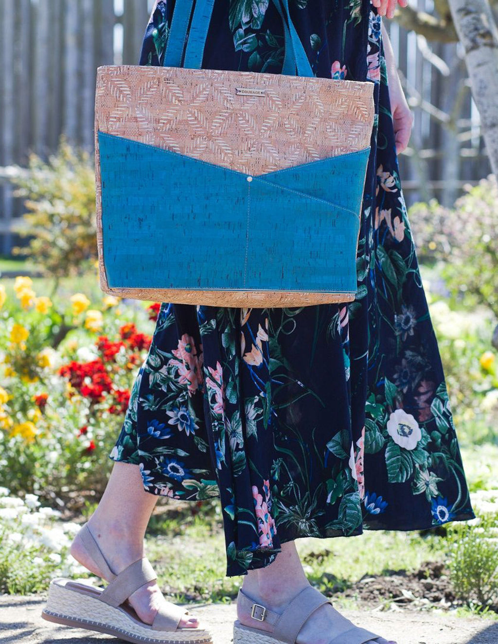 ADVOCATE zippered tote - AQUAMARINE