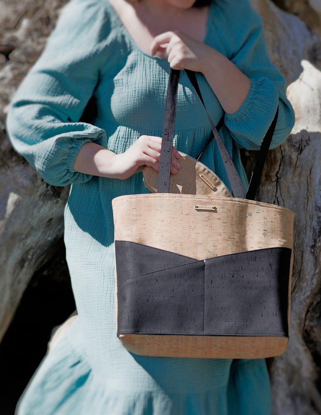 ADVOCATE zippered tote - COAL