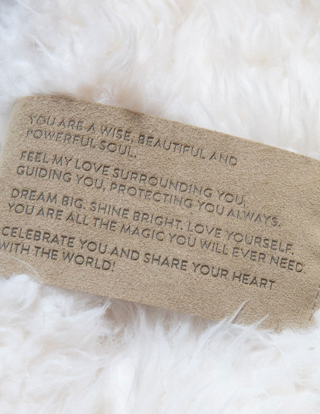 ANGEL PLUSH BLANKET | LITTLE - WHISPER WHITE