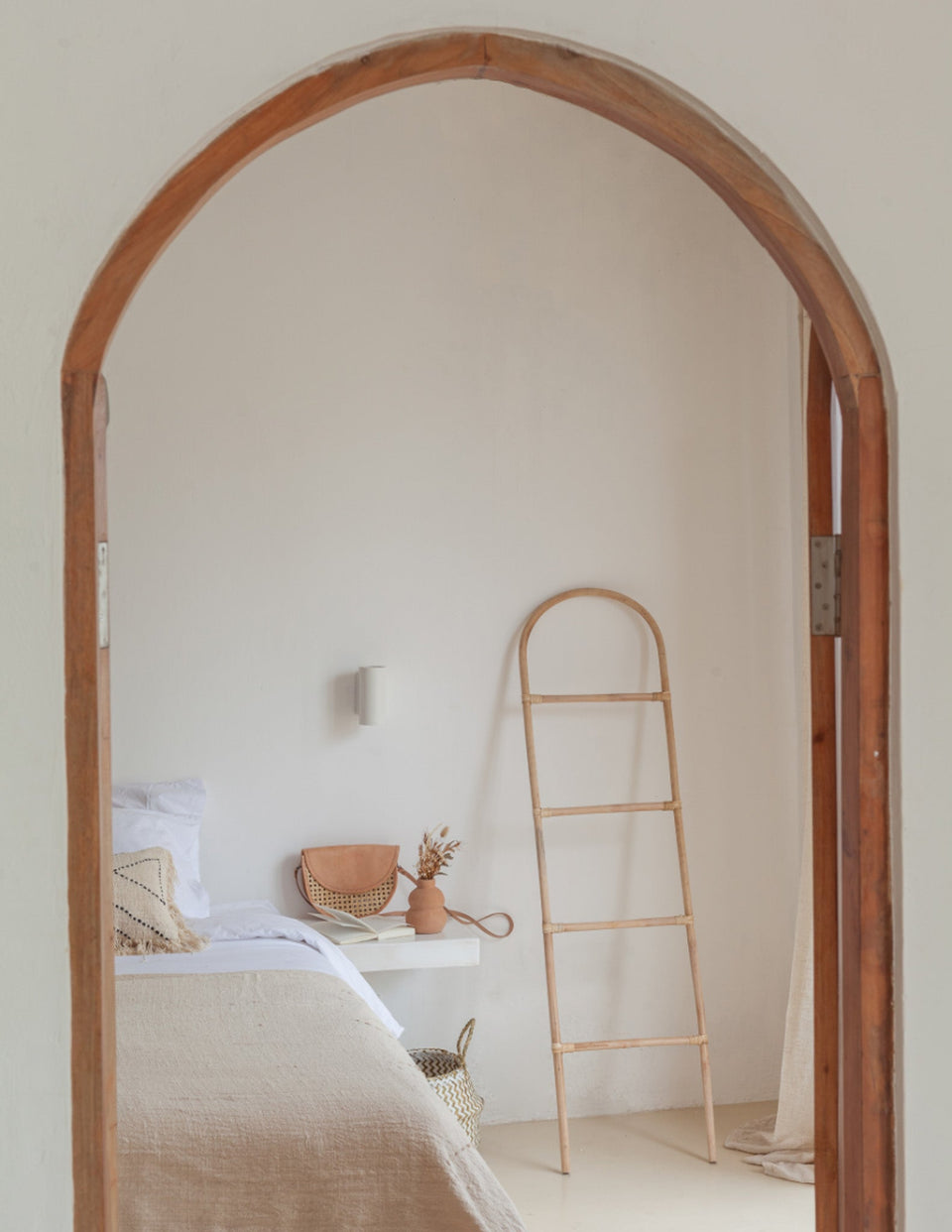 Arch Rattan Ladder