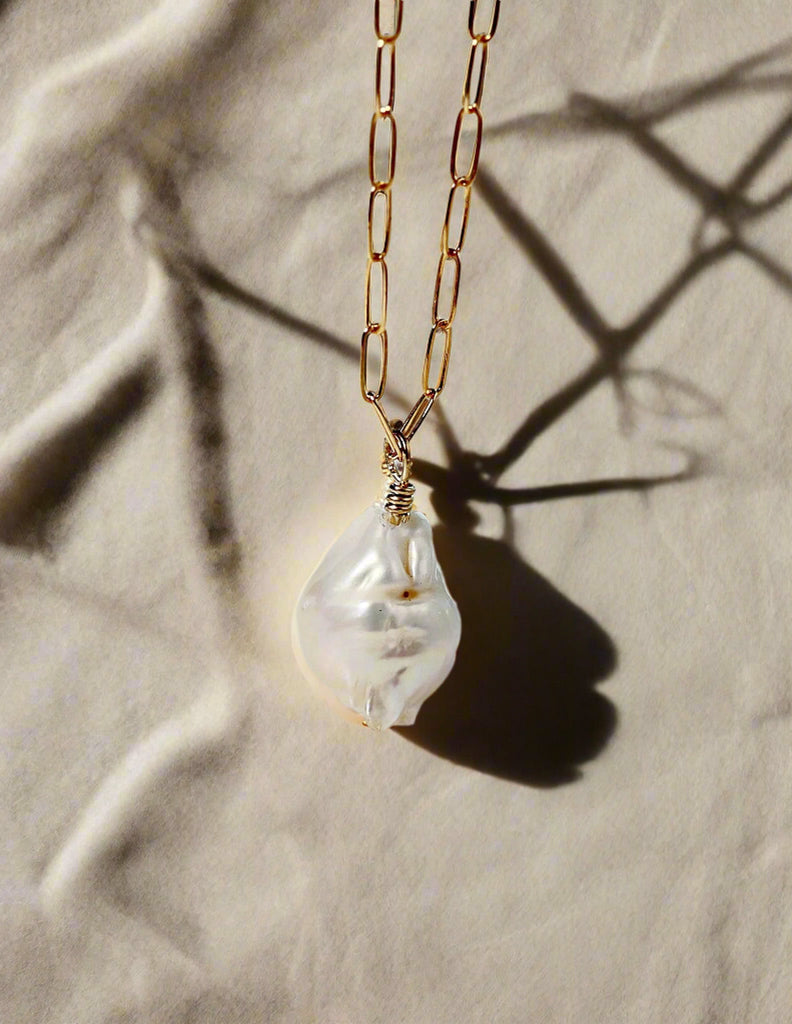 【新品未使用】baroque pearl combi necklace Amazon.com: Baroque Pearl Necklace for Women Pearl OT Clasp