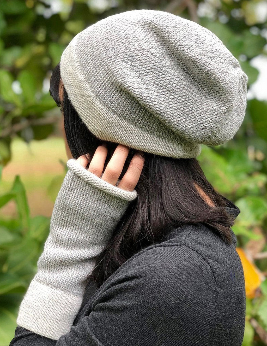 Gray Interwoven Alpaca Gloves