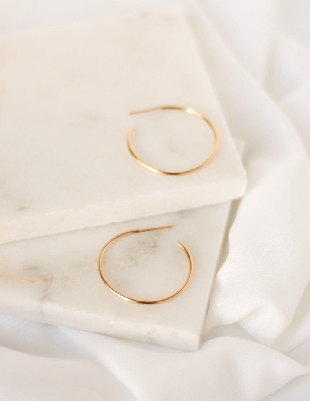Medium Everyday Hoops