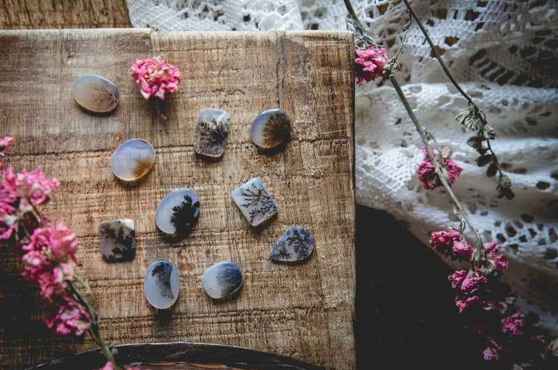 All the Pretty Things: 15 DIY Resin Jewelry Ideas
