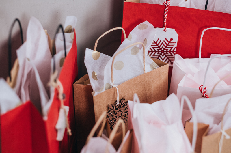 How to Budget Better When Gift Buying