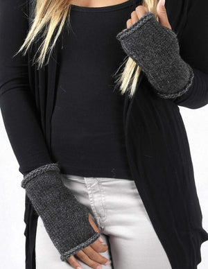 Alpaca Gloves - Rustic Carbon