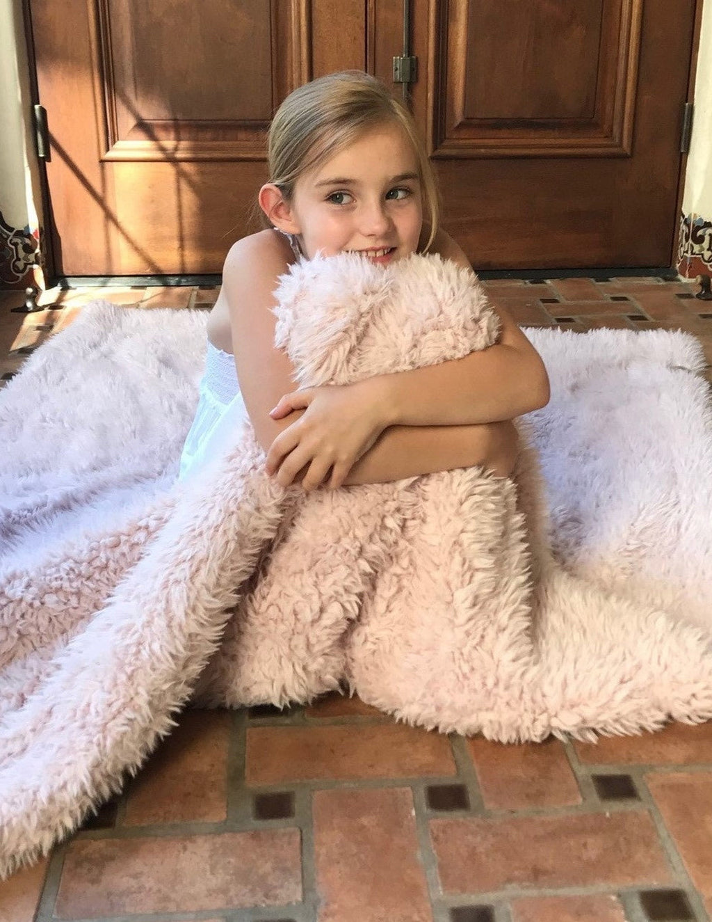 ANGEL PLUSH BLANKET | BIG - DUSTY PINK