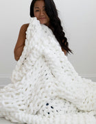 INFINITE CHUNKY KNIT BLANKET | MINKY | BIG - BLANC