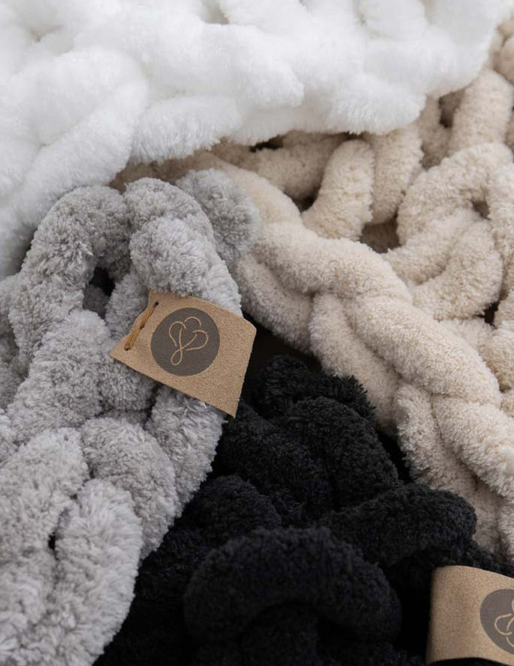 INFINITE CHUNKY KNIT BLANKET | MINKY | BIG - BLANC