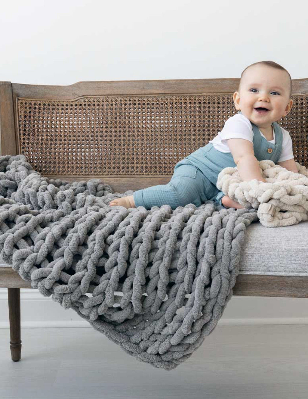 INFINITE CHUNKY KNIT BLANKET | MINKY | LITTLE - MIST