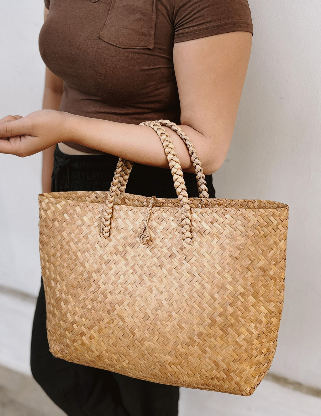 Isla Woven Handbag