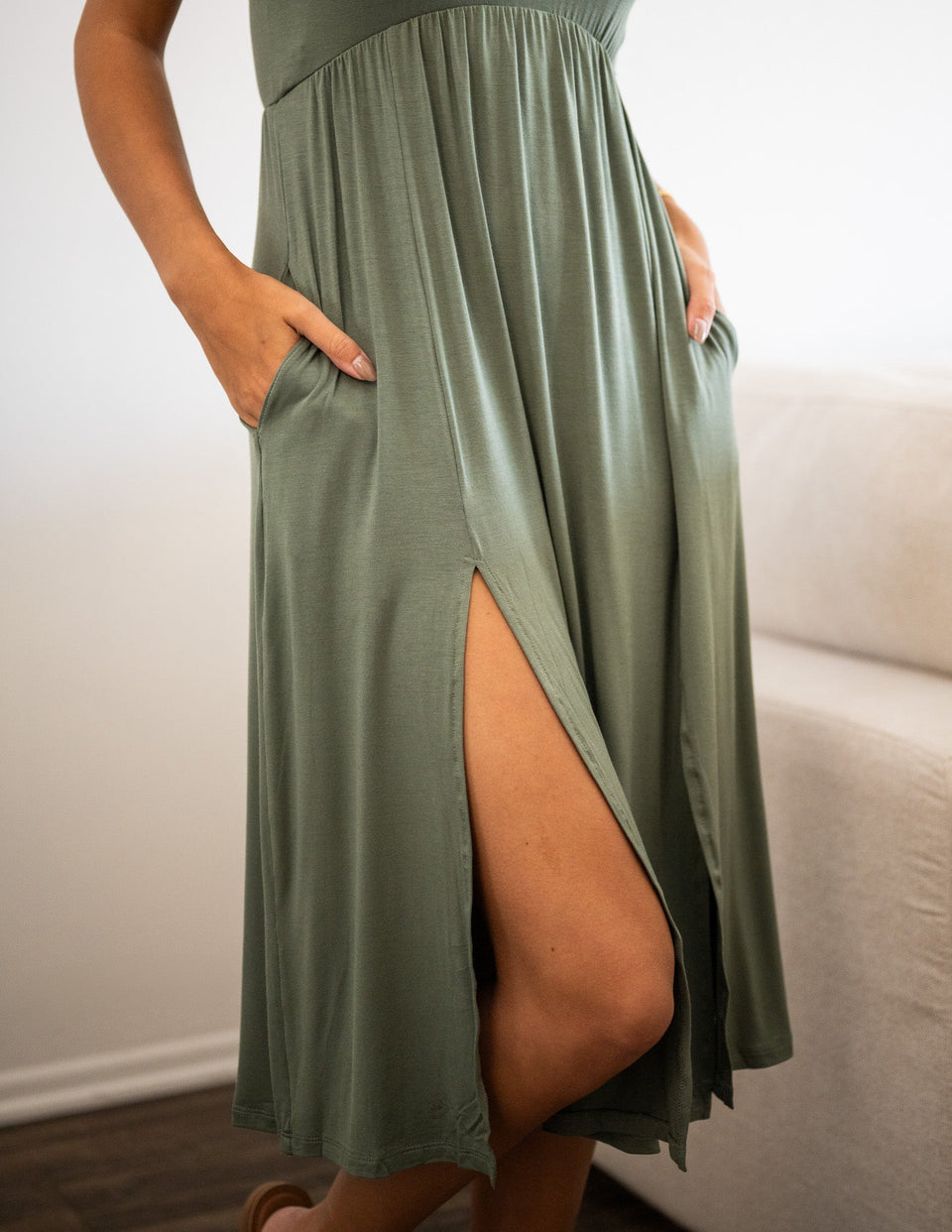 kailyn silk dress Reformation | Dresses | Reformation Kailyn Multicolor Floral Silk Gown