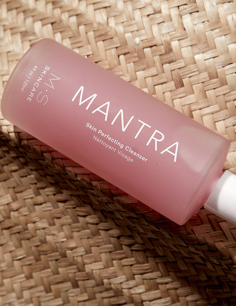 MANTRA Skin Perfecting Cleanser