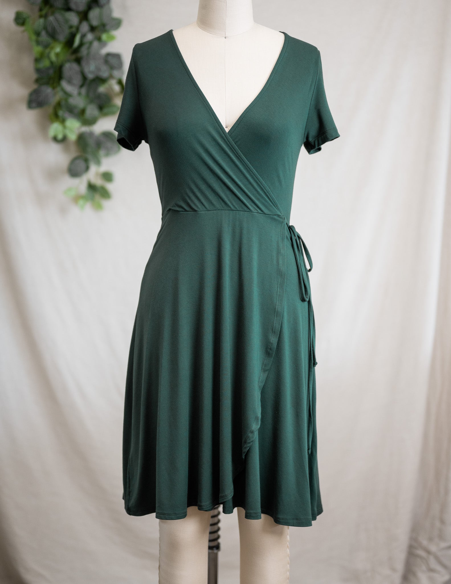 Leanne dress hotsell emerald green