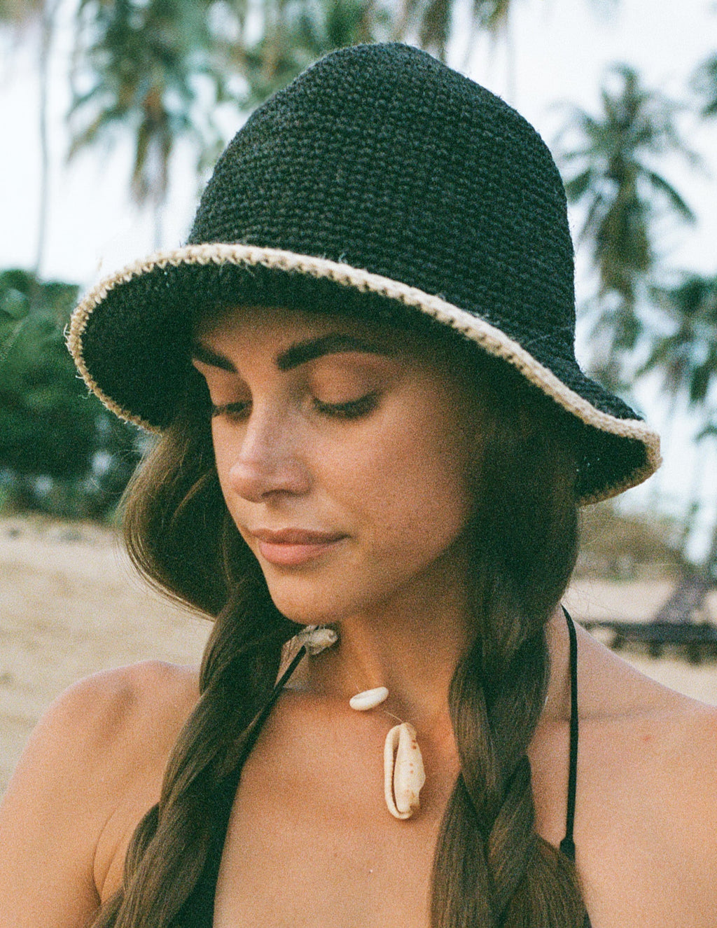 The Black & White Trimmed Bucket Hat