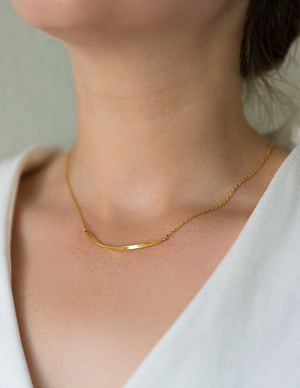 Mobius Bar Necklace